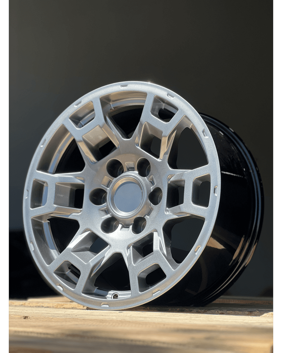 AGP 17x8 AGP PRO 302 6x139.7 6x5.5 Hyper Black (Silver) (+5mm)
